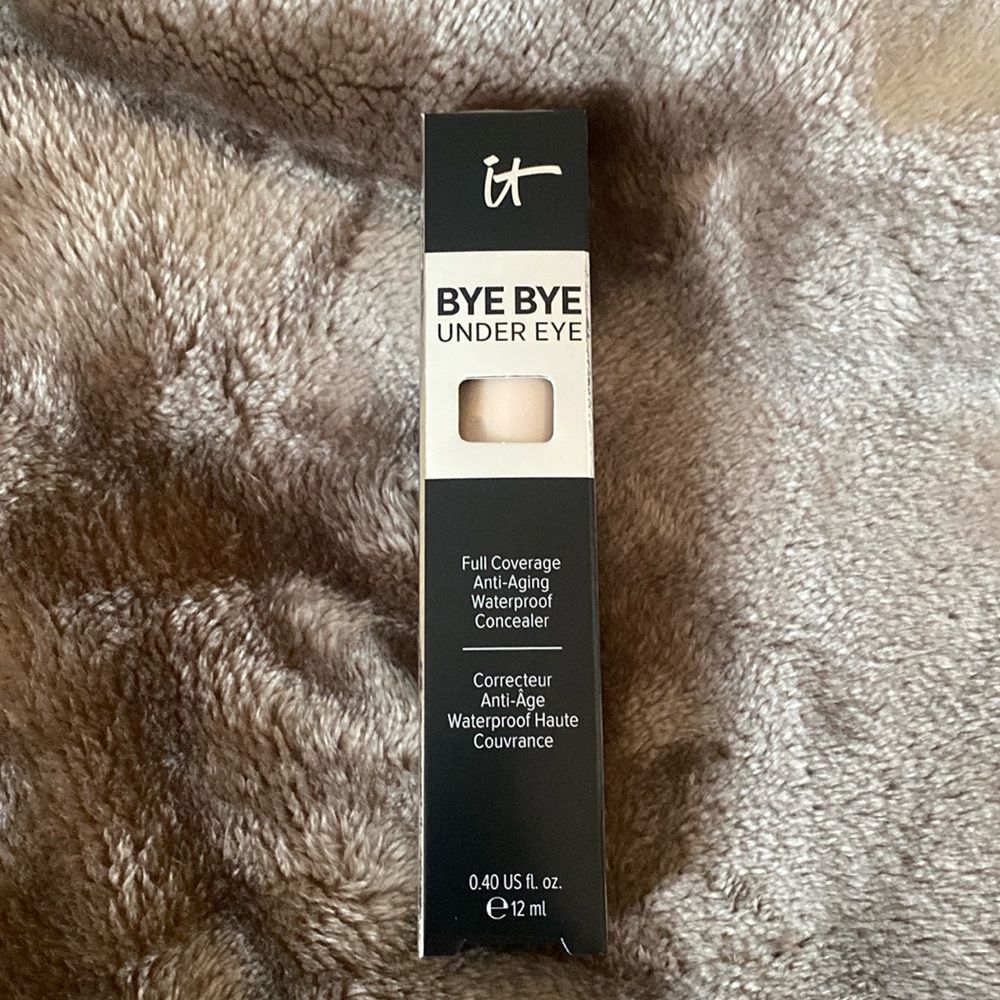 It Cosmetics Bye Bye Under Eye Concealer